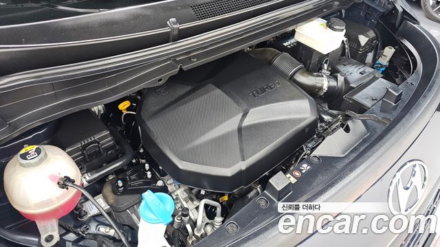 Hyundai Staria 2022 — photo 6