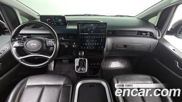 Hyundai Staria 2022 — photo 10