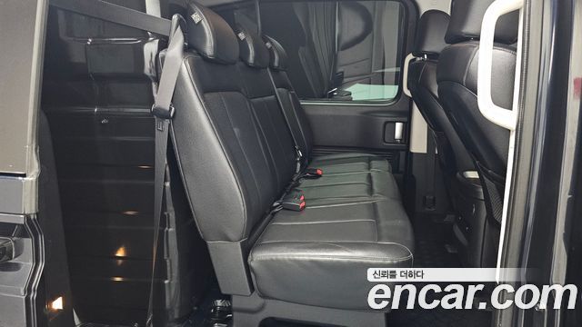 Hyundai Staria 2022 — photo 17