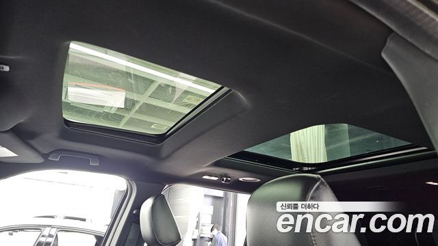 Ford Explorer 2019 — photo 25