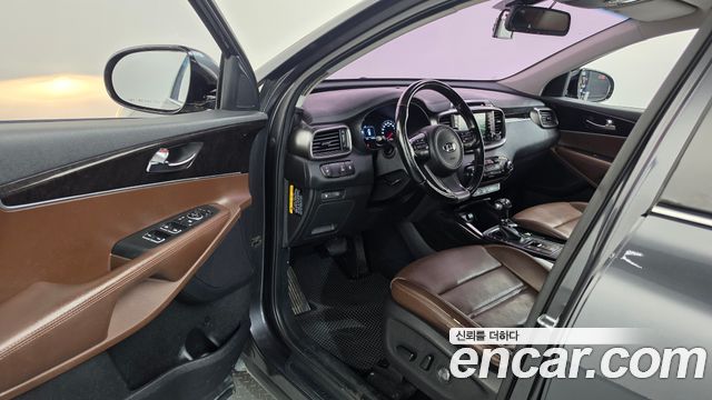 Kia Sorento 2016 — photo 13