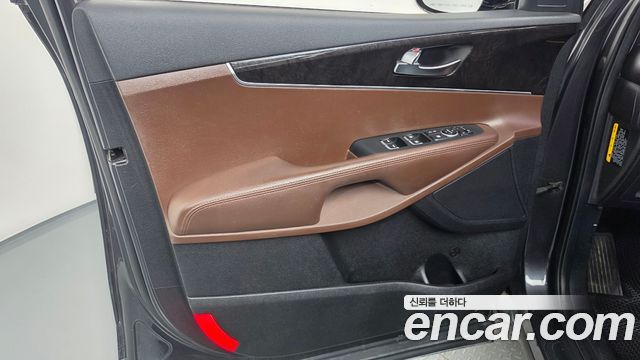 Kia Sorento 2016 — photo 14