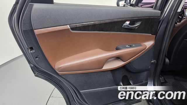 Kia Sorento 2016 — photo 15