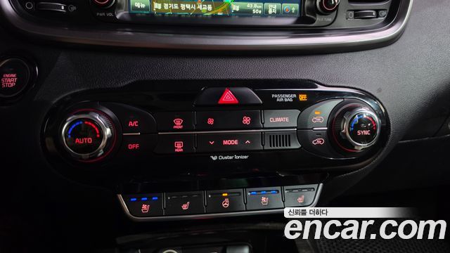 Kia Sorento 2016 — photo 31