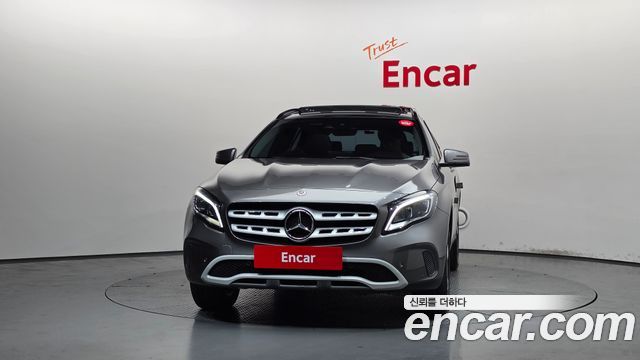 Mercedes-Benz GLA-Class 2018 — photo 3