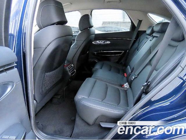 Genesis GV70 2022 — photo 6