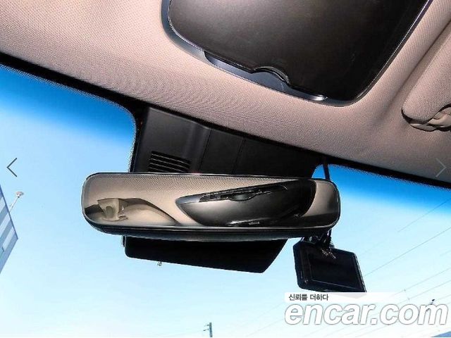 Genesis GV70 2022 — photo 15