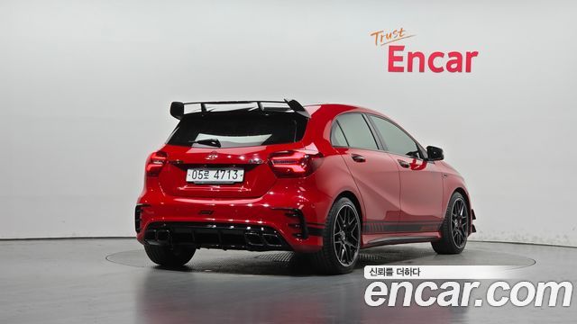 Mercedes-Benz A-Class 2017 — photo 2
