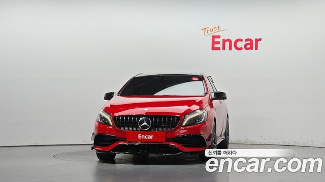 Mercedes-Benz A-Class 2017 — photo 3