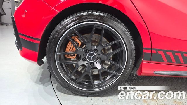 Mercedes-Benz A-Class 2017 — photo 5