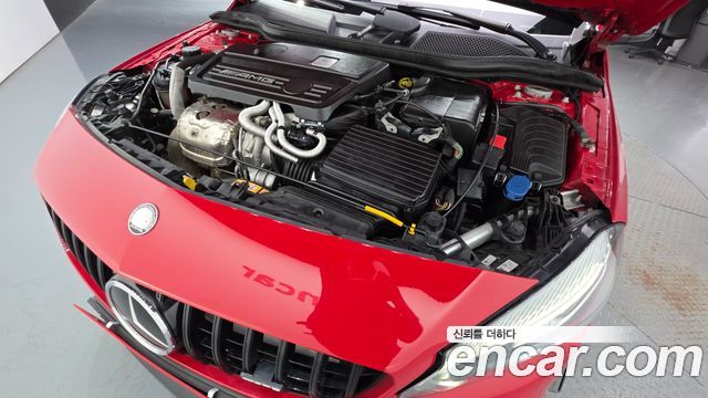 Mercedes-Benz A-Class 2017 — photo 6