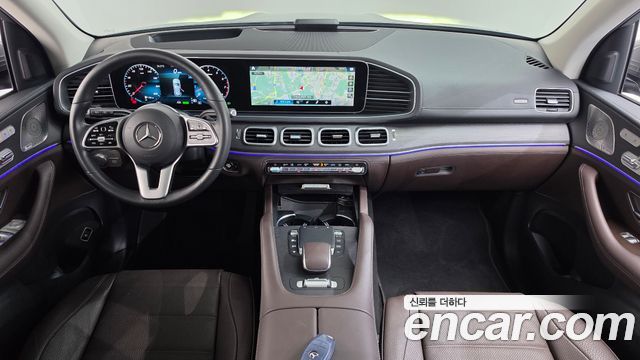 Mercedes-Benz GLE-Class 2022 — photo 10
