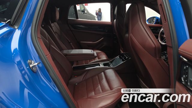 Porsche Panamera 2024 — photo 17
