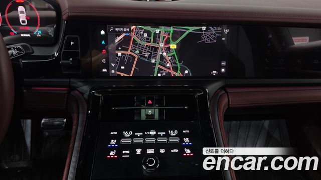 Porsche Panamera 2024 — photo 19