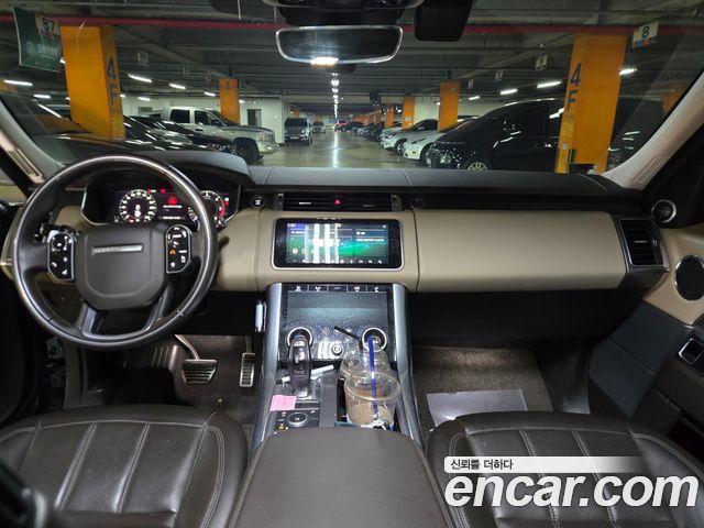 Land Rover Range Rover Sport 2022 — photo 7