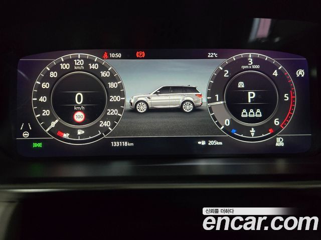 Land Rover Range Rover Sport 2022 — photo 9