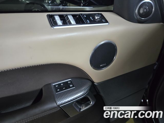 Land Rover Range Rover Sport 2022 — photo 16