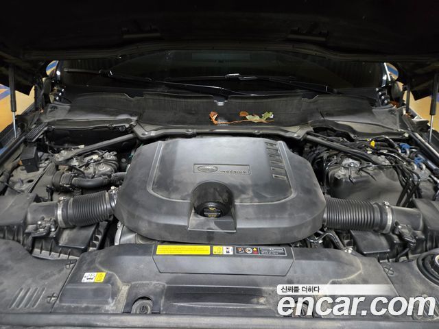 Land Rover Range Rover Sport 2022 — photo 18