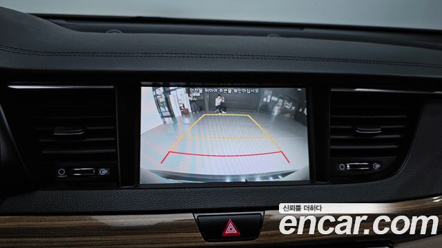 Kia K7 2017 — photo 21