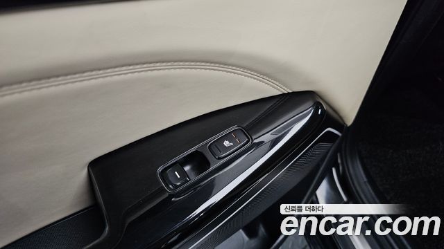 Kia K7 2017 — photo 25