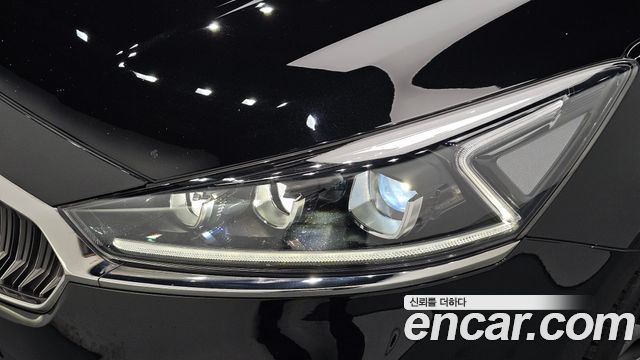 Kia K7 2017 — photo 8