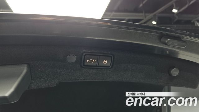 Kia K7 2017 — photo 27