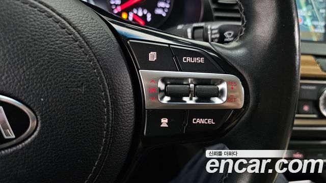 Kia K7 2017 — photo 32