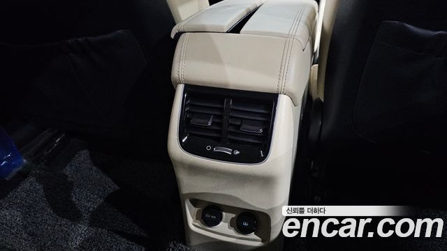 Kia K7 2017 — photo 36