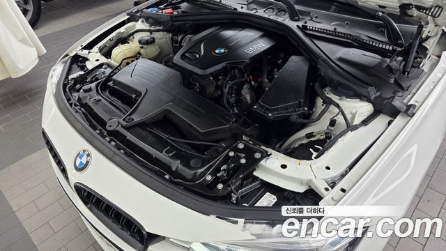 BMW 3-Series 2017 — photo 6
