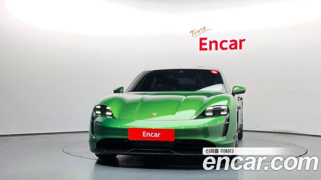 Porsche Taycan 2022 — photo 3