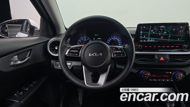 Kia K3 2023 — photo 12