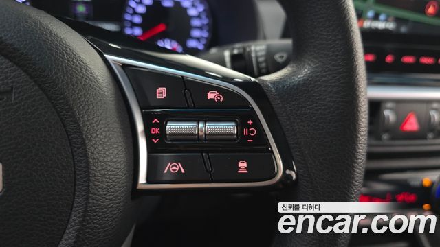 Kia K3 2023 — photo 17