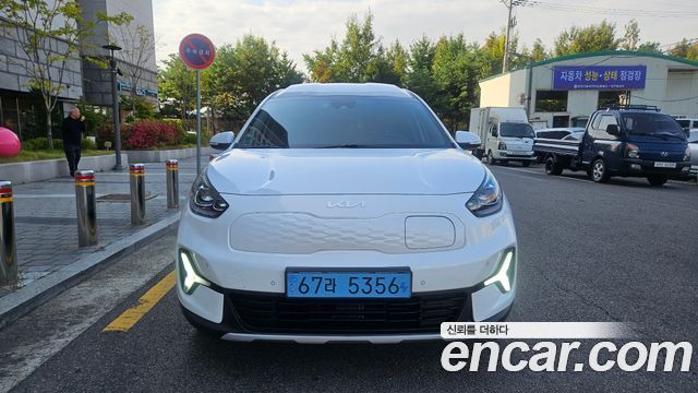 Kia Niro 2024 — photo 3