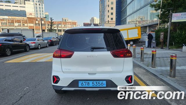Kia Niro 2024 — photo 4
