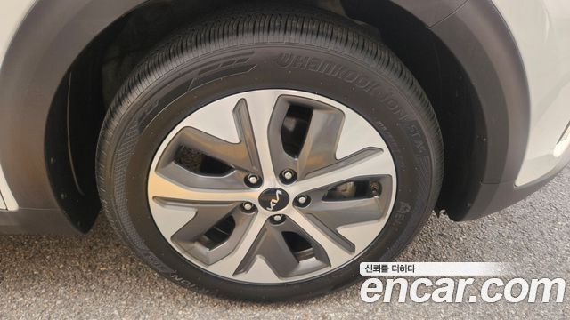Kia Niro 2024 — photo 5