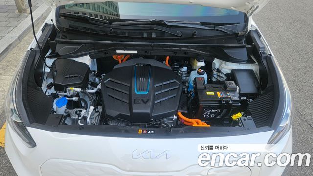 Kia Niro 2024 — photo 6