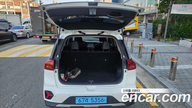 Kia Niro 2024 — photo 17