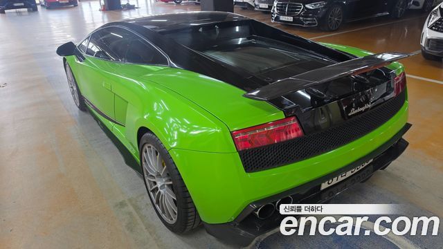 Lamborghini Gallardo 2011 — photo 2