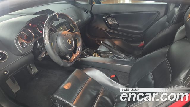 Lamborghini Gallardo 2011 — photo 11