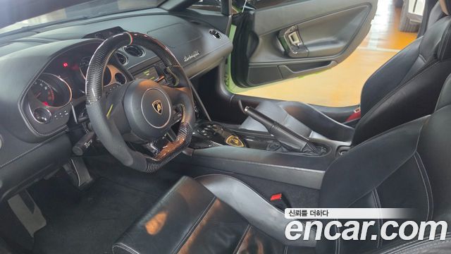 Lamborghini Gallardo 2011 — photo 12