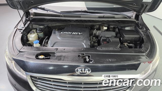 Kia Canival 2015 — photo 6