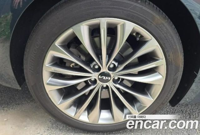 Kia K9 2022 — photo 7