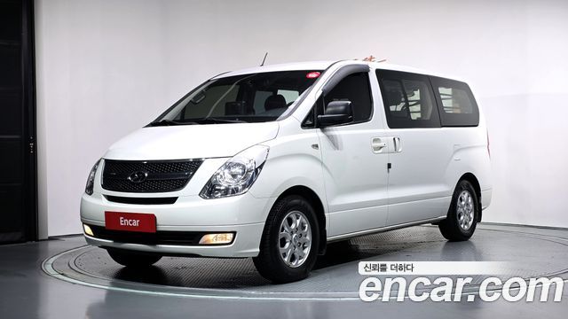 Hyundai Starex 2016 — photo 1