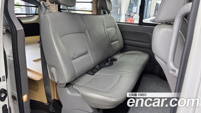 Hyundai Starex 2016 — photo 17