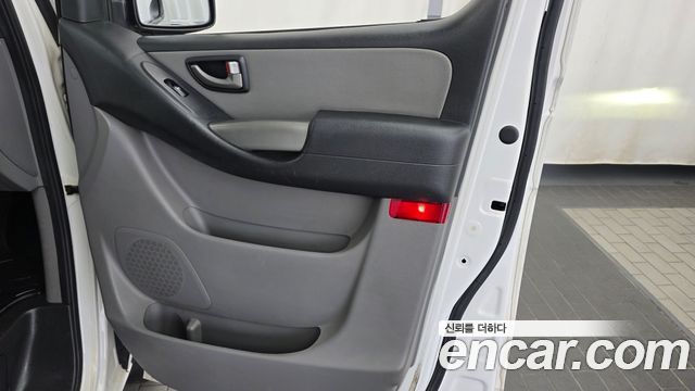 Hyundai Starex 2016 — photo 15