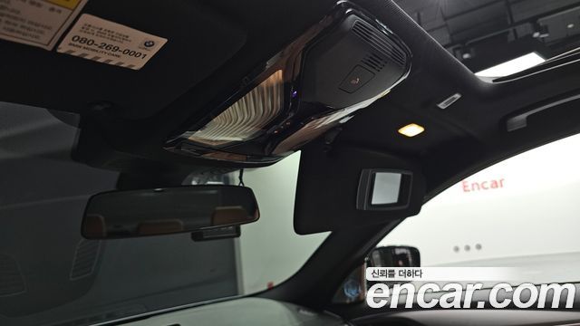 BMW 5-Series 2017 — photo 16