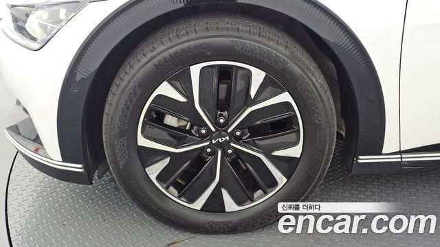 Kia EV6 2022 — photo 5