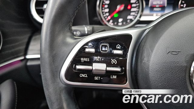 Mercedes-Benz E-Class 2020 — photo 25