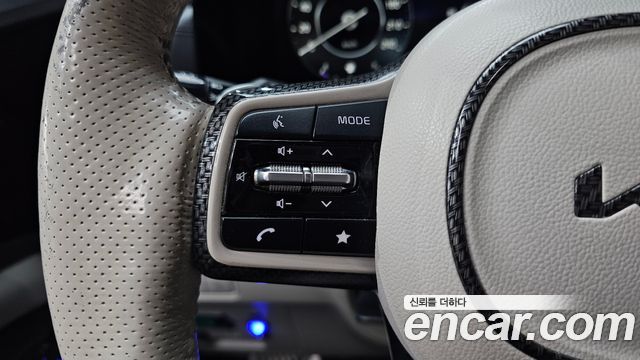 Kia Canival 2021 — photo 32