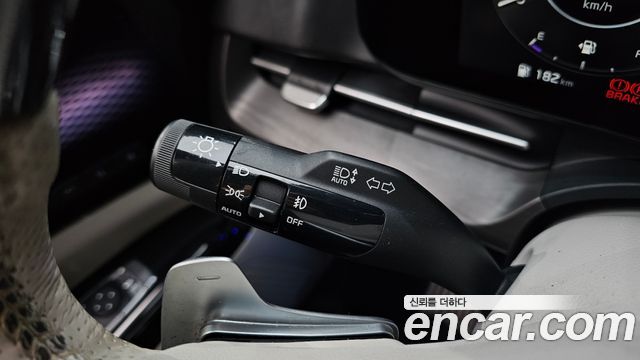 Kia Canival 2021 — photo 34